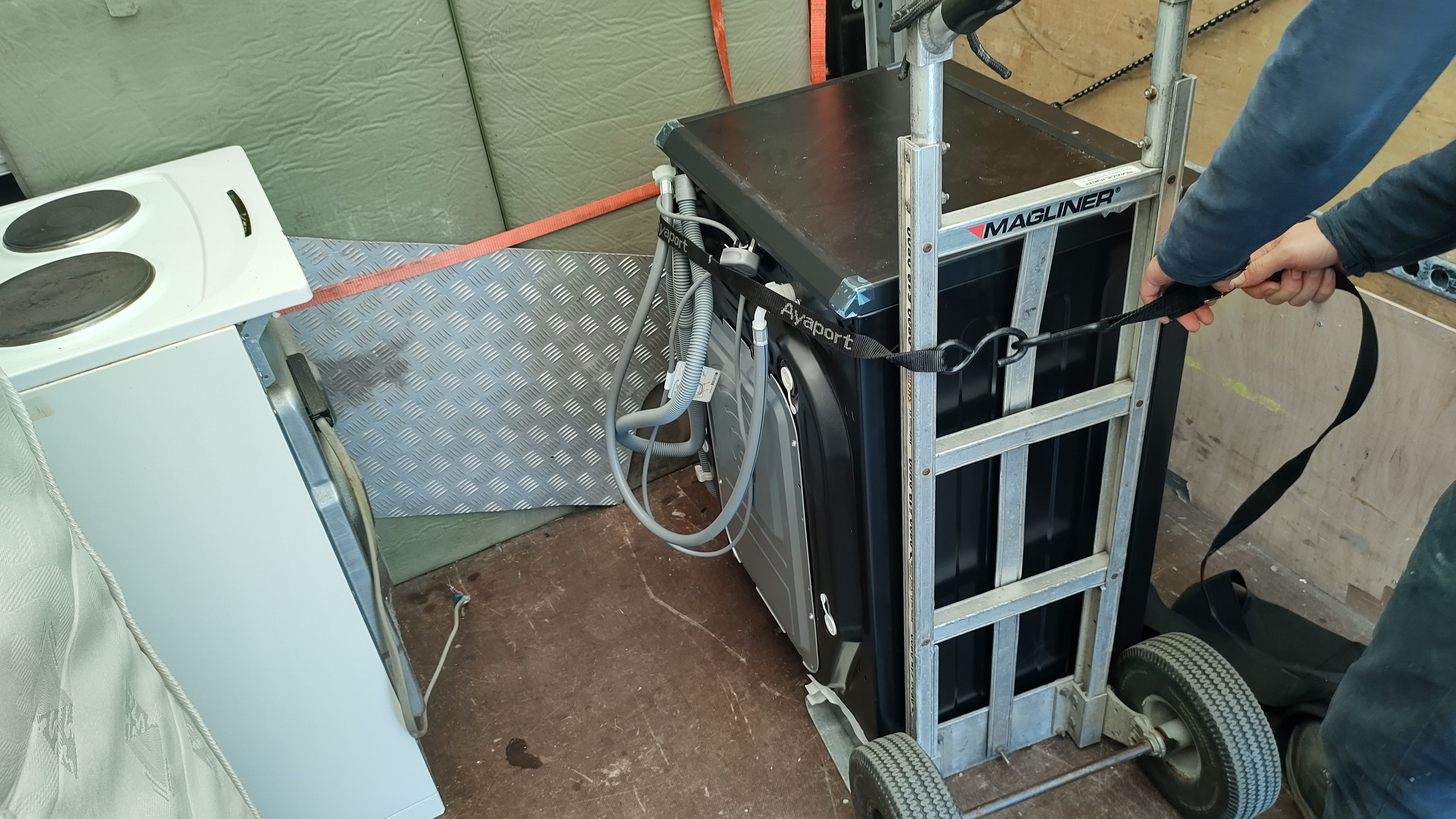 Professional removals lifting equipment