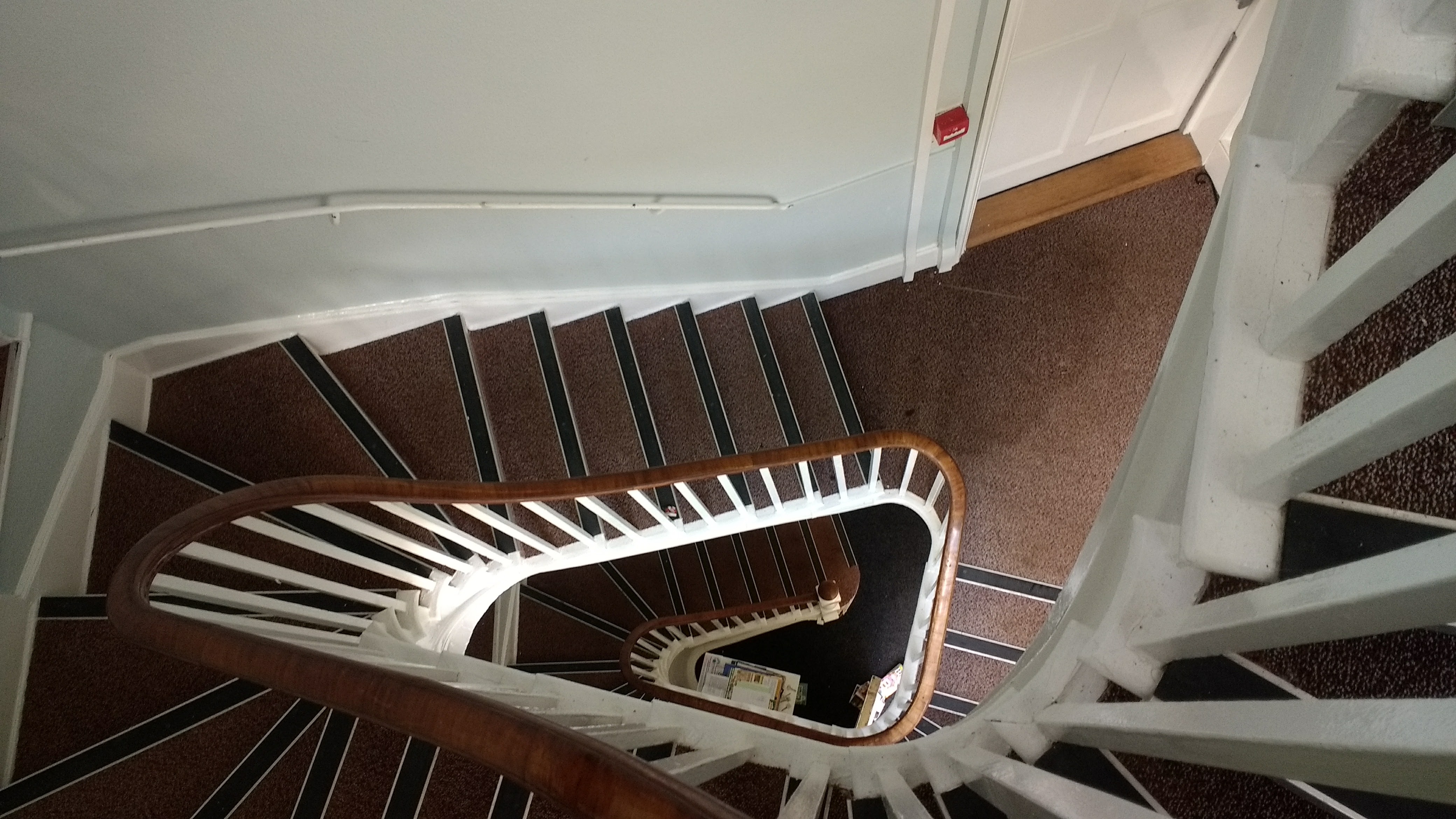 House removal in Bath city centre with narrow streets and historic buildings